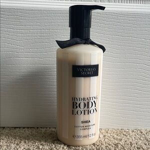 Victoria's Secret Shea Hydrating Body Lotion - Cream and Black